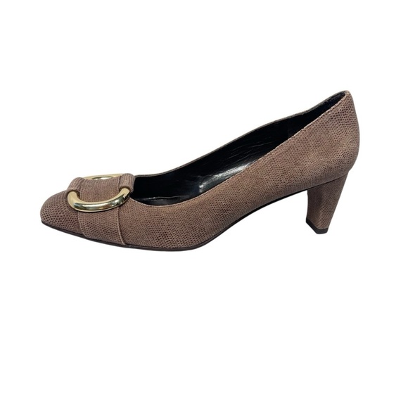STUART WEITZMAN The Tube Textured Brown Napa Gold Buckle Square Toe Pumps Sz 7.5 - Picture 3 of 16